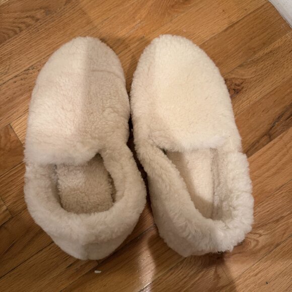 CLOUDNINE SHEEPSKIN SLIPPERS - Size 9 Women's Luna Slipper - Picture 4 of 4
